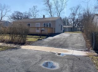 2016 216th St, Sauk Village, IL 60411