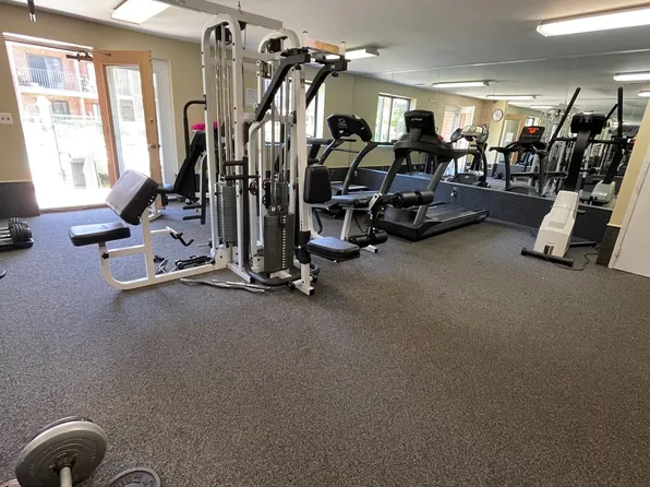 2811 East 26th Street image 15 of 38