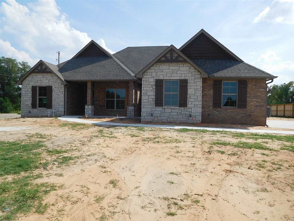 1st image of 2401 Belle Crossing Dr