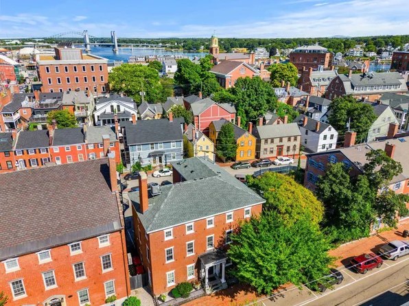 147 State Street #3, Portsmouth, NH 03801