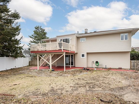 5th image of 2959 Clubhouse Rd