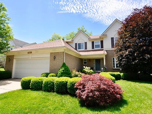2nd image of 3772 Palisades Blvd