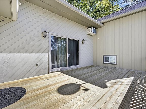 5th image of 8 Peach Road