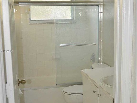 3rd image of 1480 NE 33rd Ave Unit 102