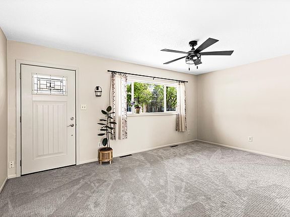 5th image of 1610 Sahlman Ave