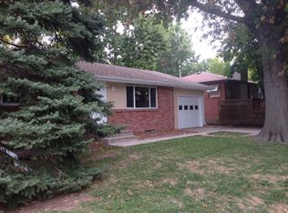 4024 Locust St, Lincoln, NE 68516