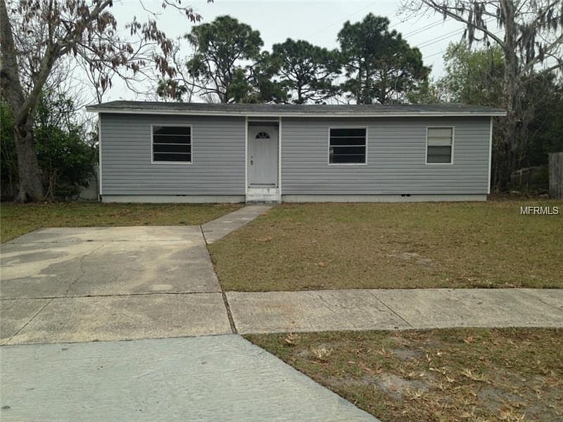 1st image of 211 Colony Dr