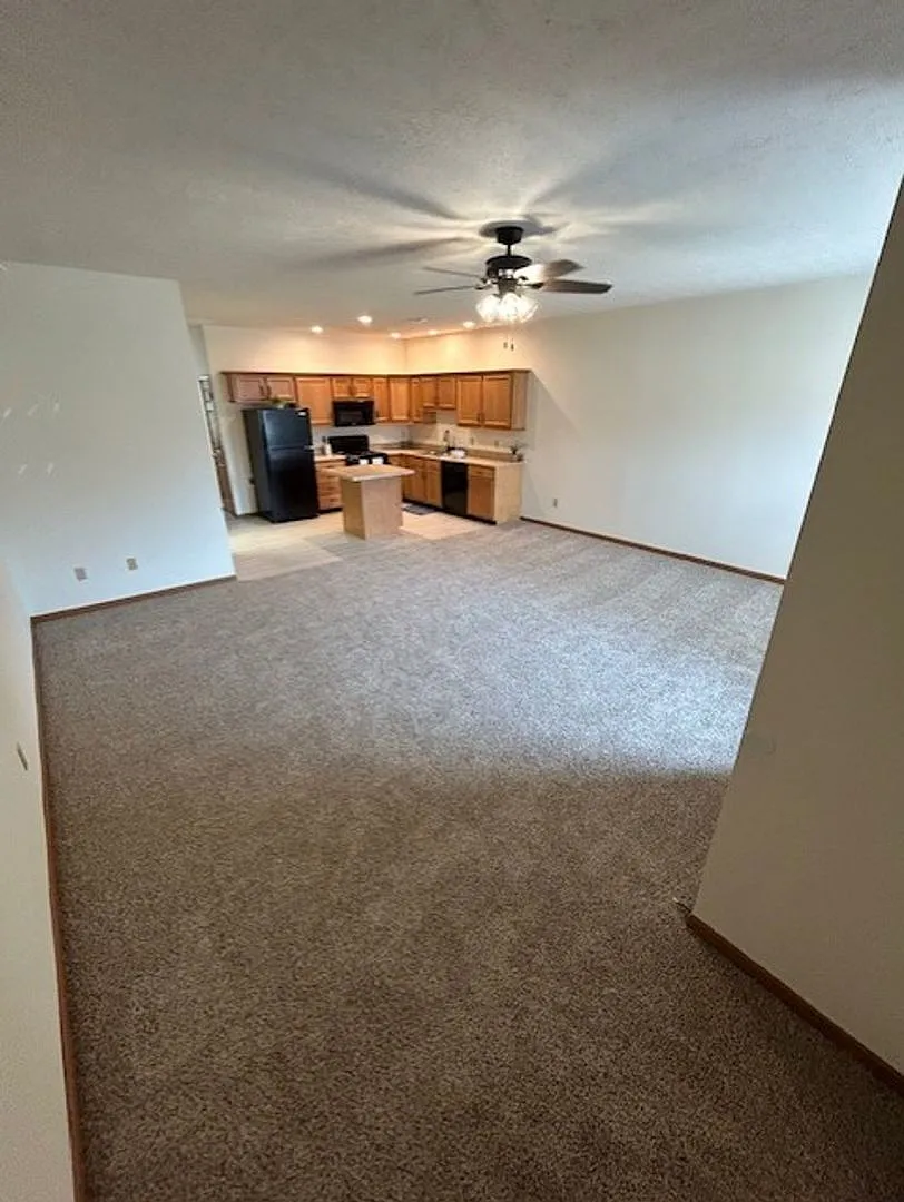 Quiet Neighborhood - Troy, OH (2 Bedroom Ranch Condo with Attached Garage) — Photo 4