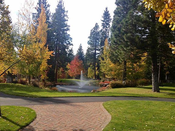 4th image of 136 Fox Peak Dr #Fg