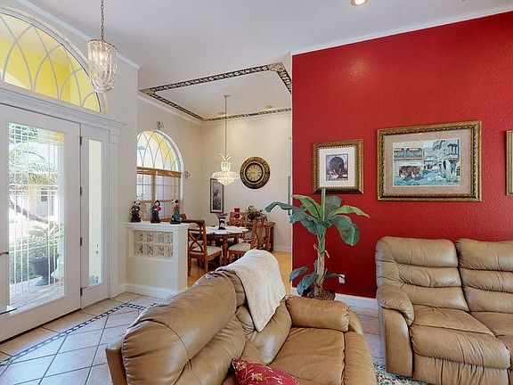 5th image of 9800 Lake Ruby Dr W