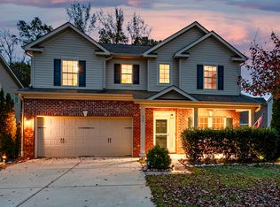 919 Sugar Tree Dr, Mebane, NC 27302