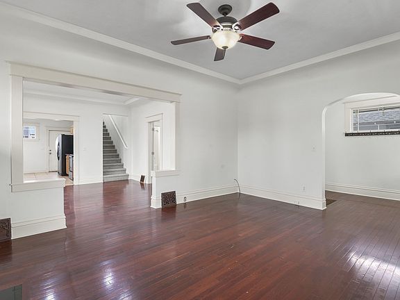 5th image of 1228 W Chelan Ave