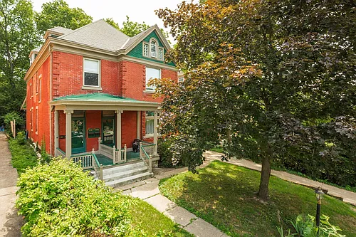 808 Academy Ave #3F Photo 1 808 Academy Ave #3F Photo 1