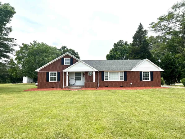 1418 Pagetown Rd, Elon College, NC 27244