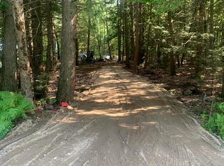 42 Bradford Rd, Wiscasset, ME 04578