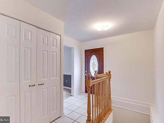 3rd image of 10136 Yorktown Dr