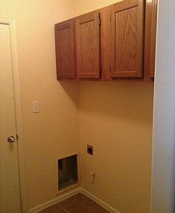 5th image of 5732 Saluki Dr