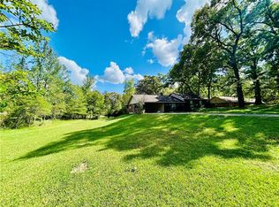 8413 Fairway Dr, Pineville, LA 71360
