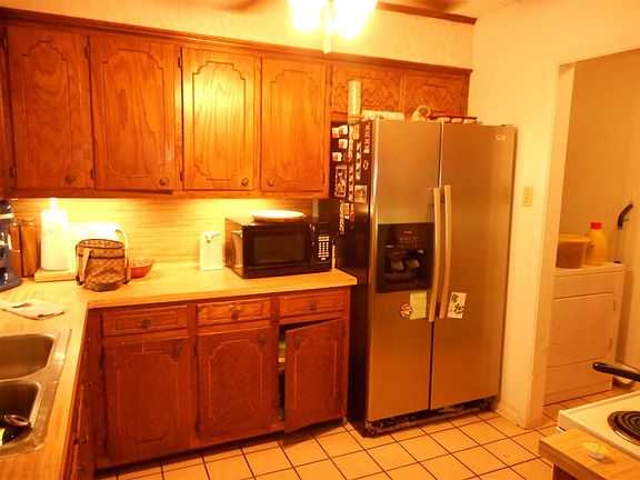 5th image of 1001 Driftwood St