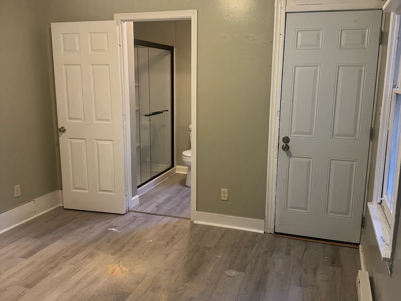 2 bed, 800 sqft, $1,200 — Photo 2