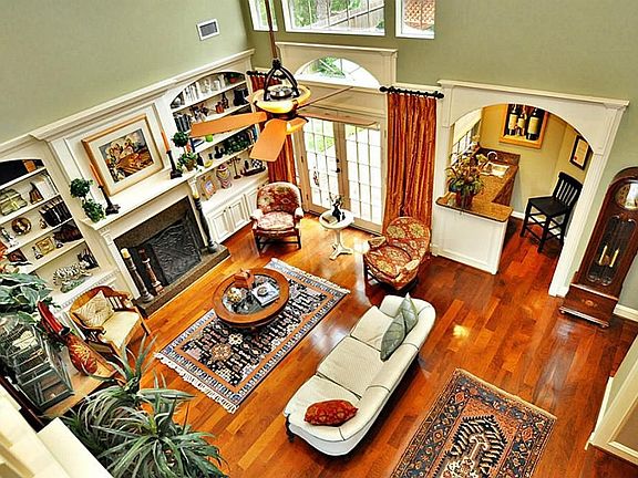 5th image of 20211 Brondesbury Dr