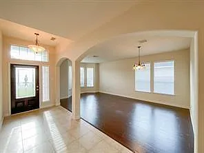 7338 Boerne Creek Dr — Photo 3