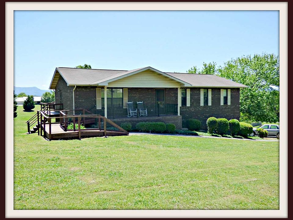 1st image of 608 Briarwood Dr