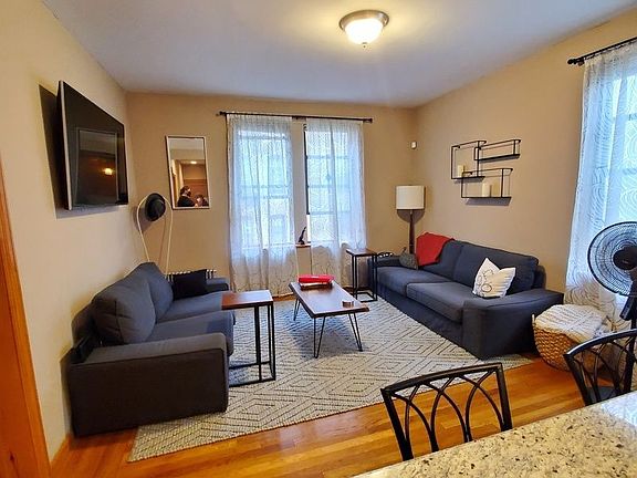 5th image of 30-39 33rd St #3R