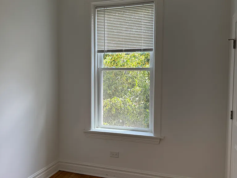908 N Fairfield Ave #2 — Photo 15