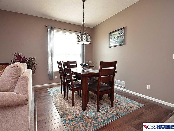 5th image of 2412 S Mineral Dr
