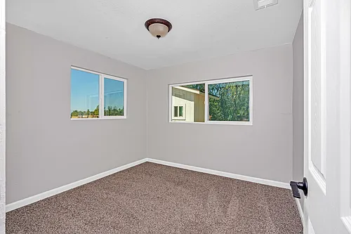 25752 Ellis St Photo 1