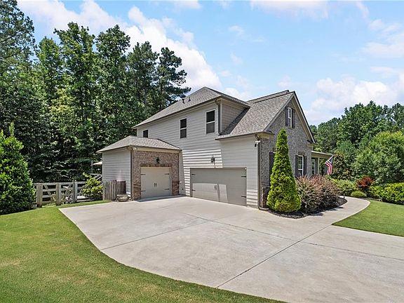 2nd image of 3335 Pleasant Manor Ct