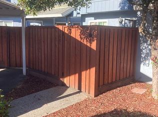 700 Racquet Club Cir, Rohnert Park, CA 94928