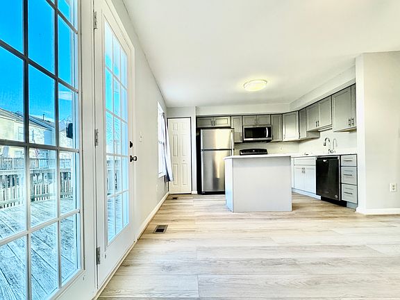 2nd image of 14614 Woodspring Ct
