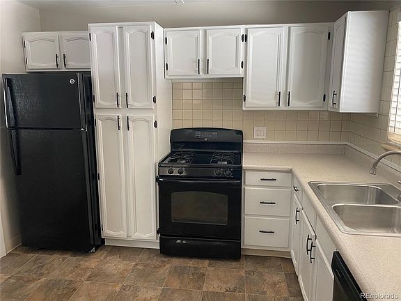 2nd image of 2166 S Zenobia St