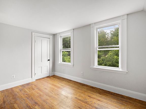 5th image of 149 Mountain Ave #3