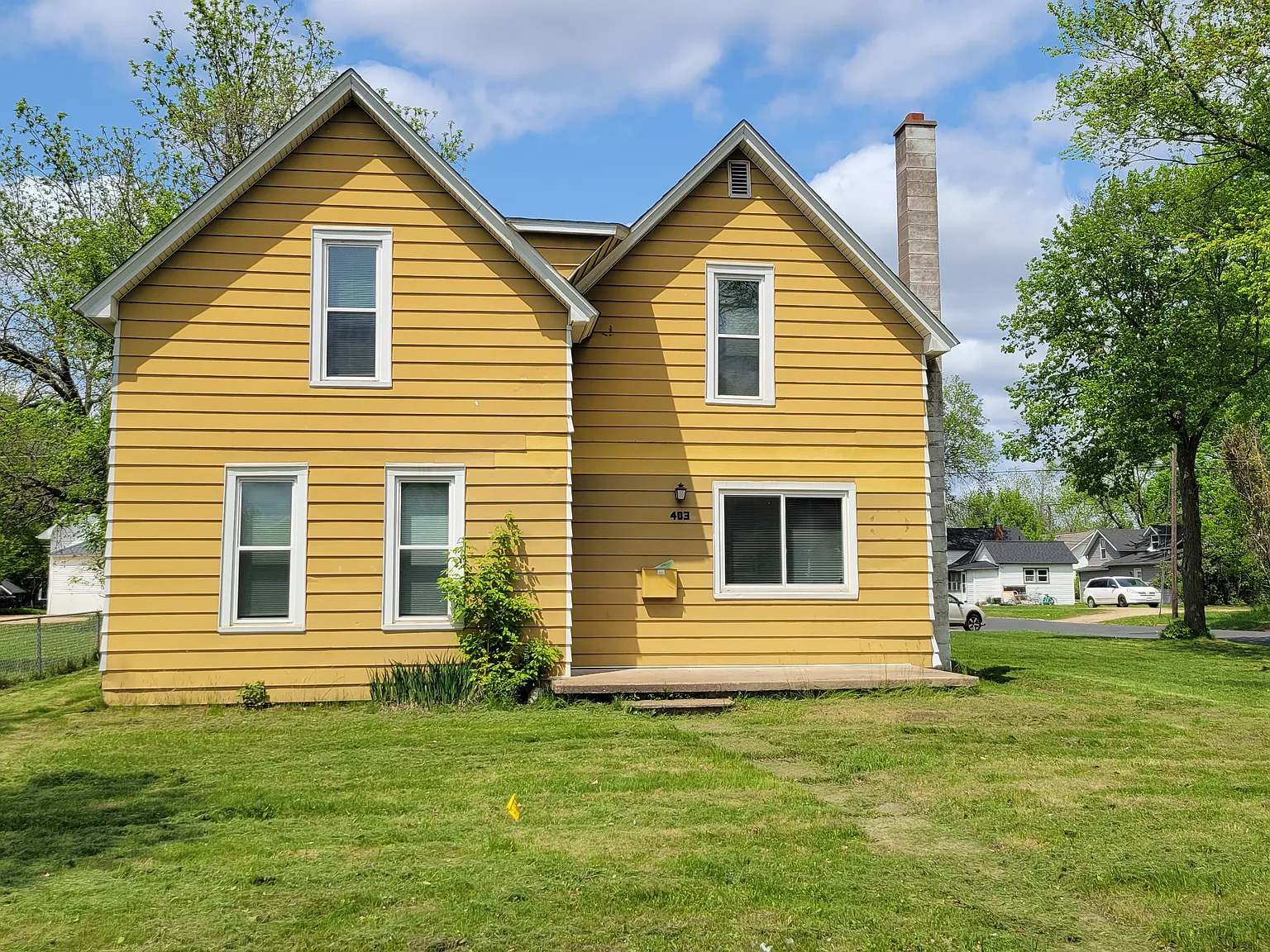 5 bed, $1,775 — Photo 2