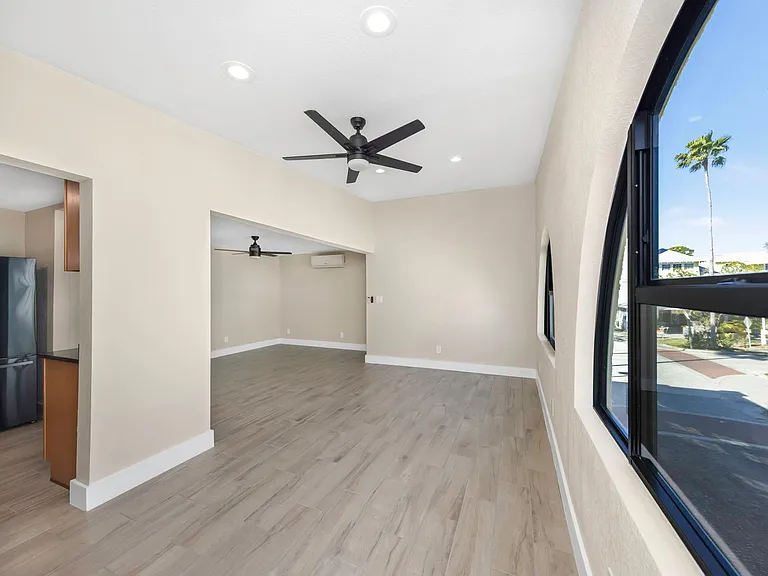 3000 Beach Blvd S #6A — Photo 2