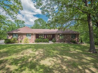 645 Brierwood Dr, Moberly, MO 65270
