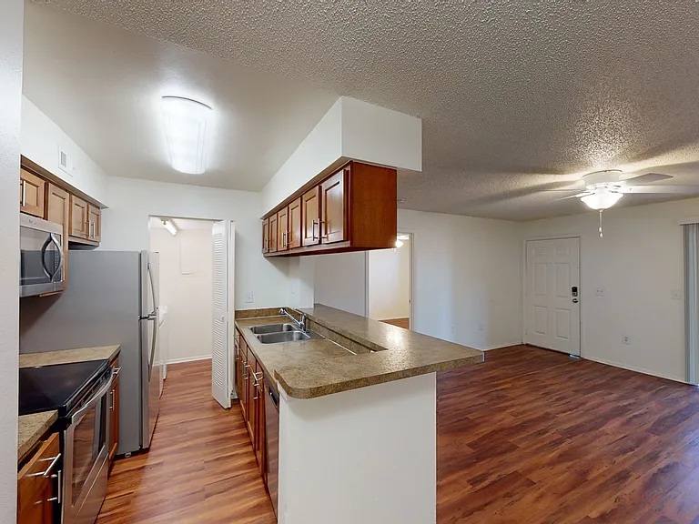 Lakewood Place — Photo 69