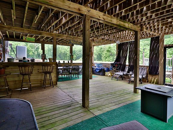 35th image of 367 Junius Lee Rd