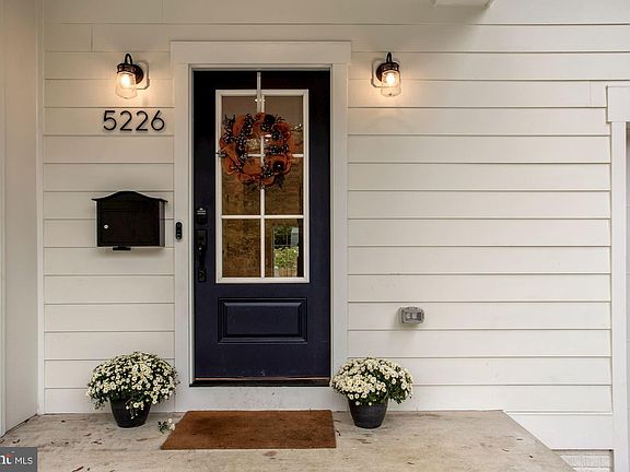 2nd image of 5226 N Bluemont Dr