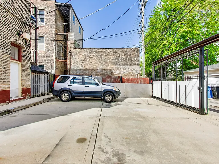 1700 W Cermak Rd #BR — Photo 13