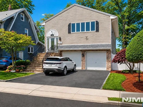 12 Chamberlain Avenue, Little Ferry, NJ 07643