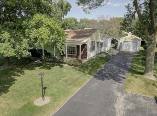 4366 S 47th St, Greenfield, WI 53220