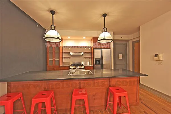 Rented by R New York | media 34