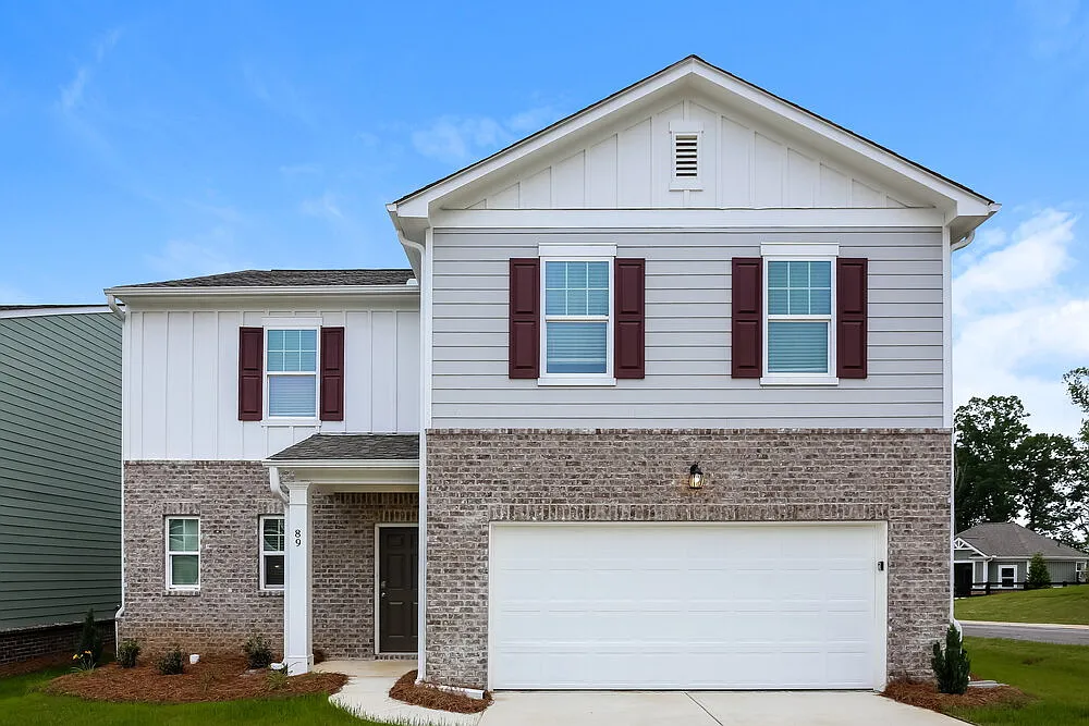 4 bed, 2.5 bath, 2279 sqft, $2,190 — Photo 1