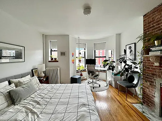 Rented by Corcoran | media 5