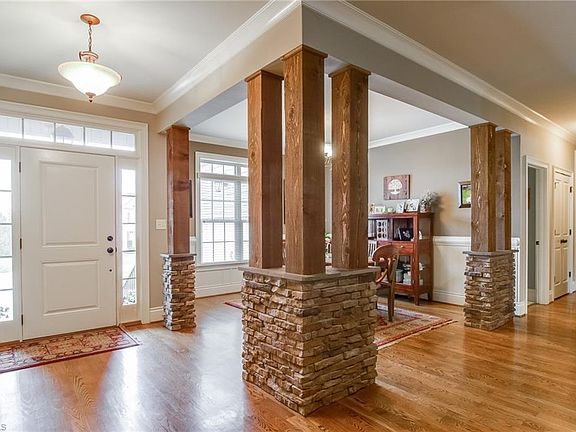 2nd image of 8316 Dorwood Dr