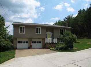 162 Woodland Frst, Winfield, WV 25213